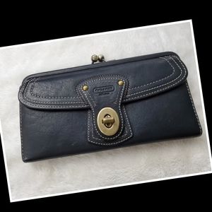 Vintage Bleeker Coach Wallet Black